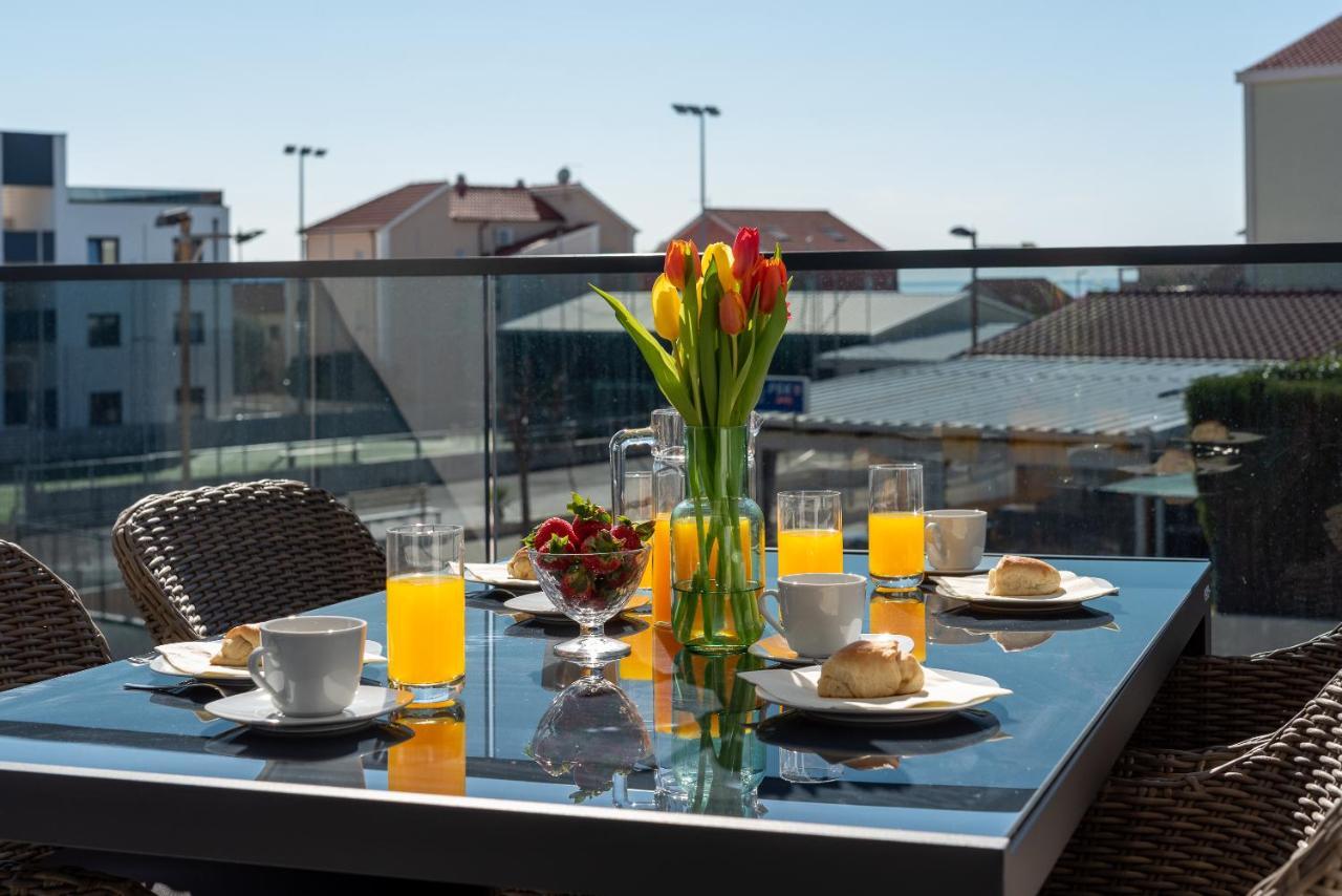 Poolside 2 Bedroom Ap. Mare Trogir Exterior photo